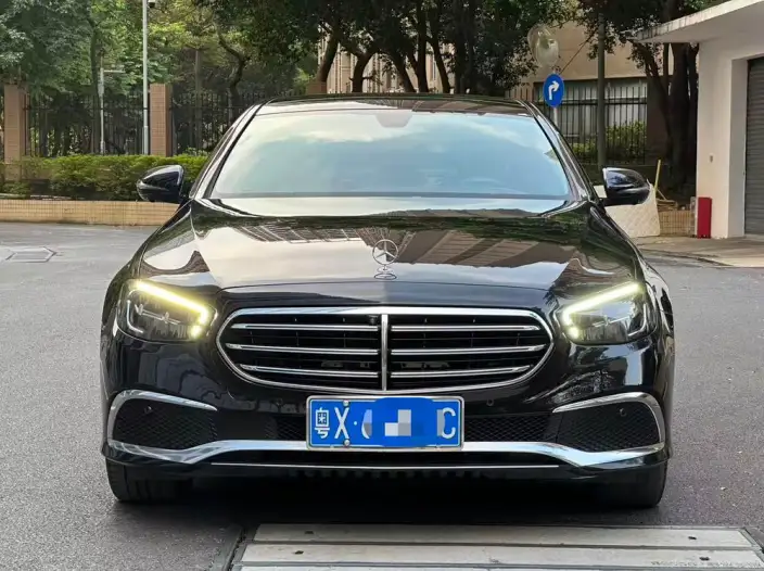 Mercedes-Benz E-Class 2021 Model E 300 L Fashion Model sedan – фото 2