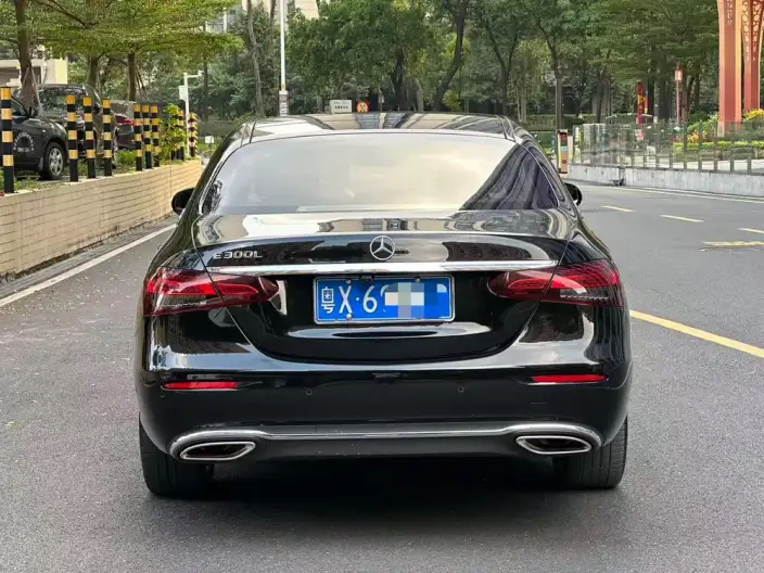 Mercedes-Benz E-Class 2021 Model E 300 L Fashion Model sedan – фото 4