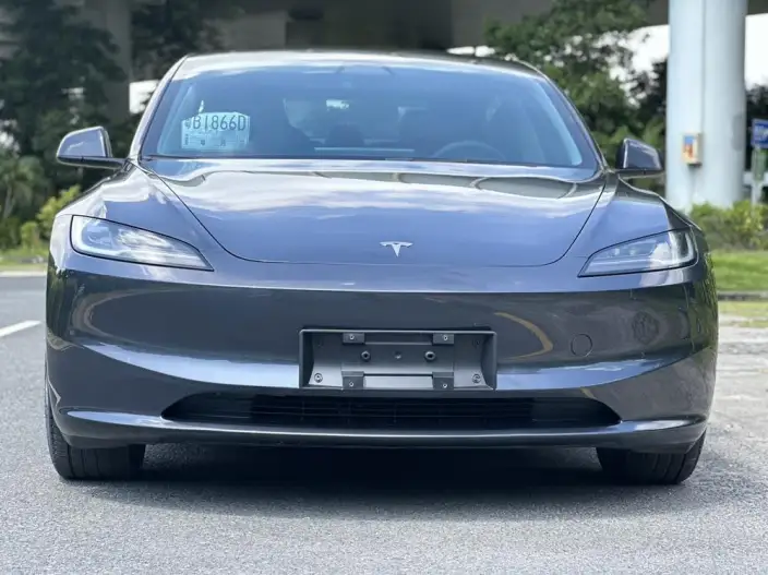 Model 3 2023 Model Rear-wheel drive version – фото 2