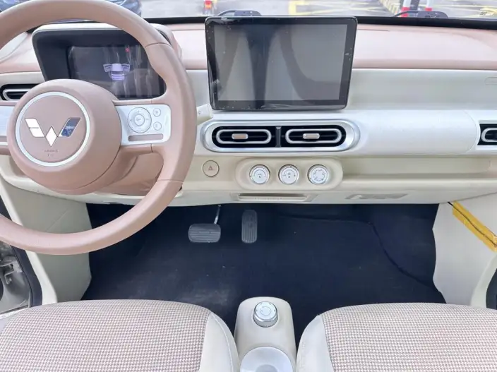 Wuling Hongguang MINIEV 2024 Model 215km Advanced version Lithium Iron Phosphate – фото 8