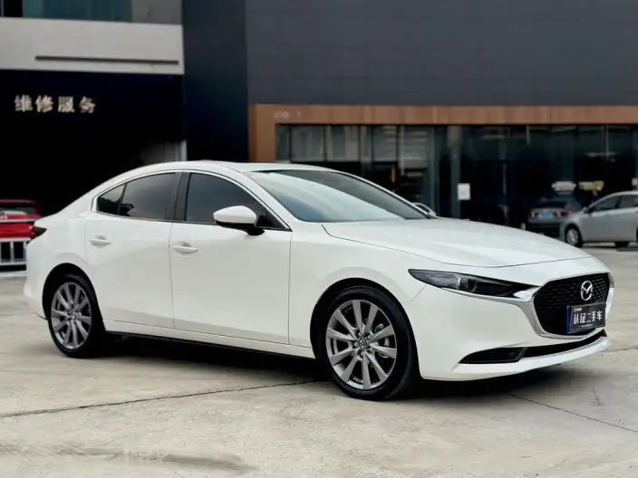 Mazda3 Axela 2023 Model 2.0L Automatic Zhi Ya Edition – фото 3
