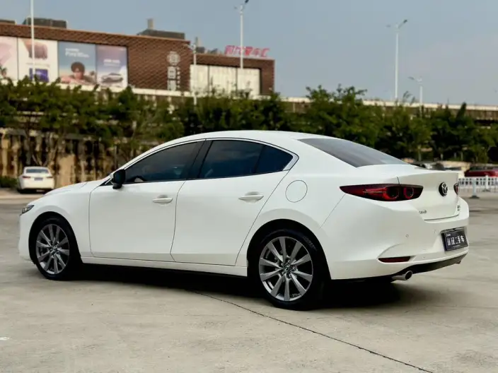 Mazda3 Axela 2023 Model 2.0L Automatic Zhi Ya Edition – фото 5