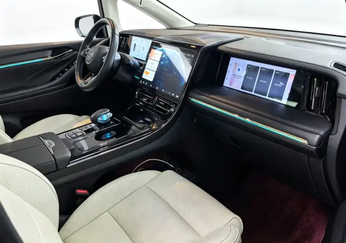 GAC Trumpchi E9 PHEV 2023 Model 2.0TM MAX – фото 8