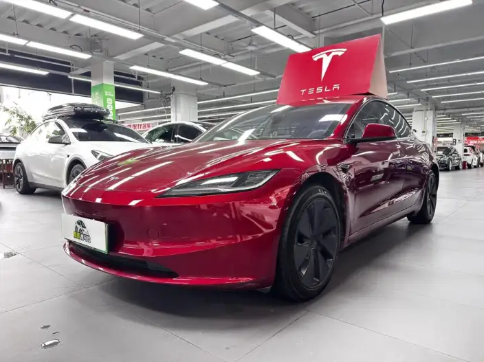 Model 3 2023 Model Rear-wheel drive version – фото 1