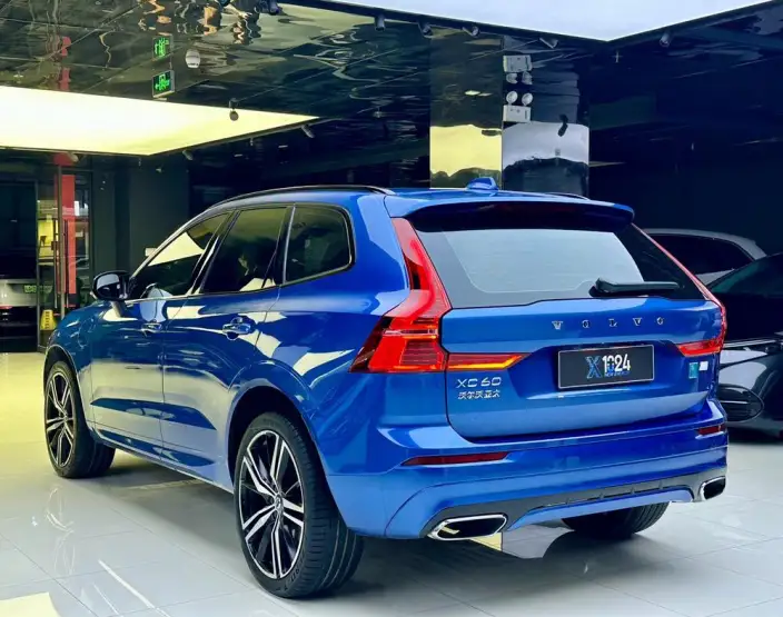 Volvo XC60 PHEV 2021 Model T8 E Drive Hybrid Smart Range Sports Edition – фото 4