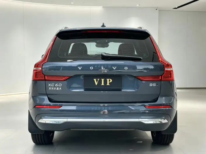 Volvo XC60 2022 Model B5 4WD Smart Range Deluxe Edition – фото 6