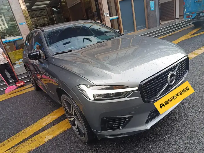 Volvo XC60 PHEV 2021 Model T8 E Drive Hybrid Smart Range Sports Edition – фото 3