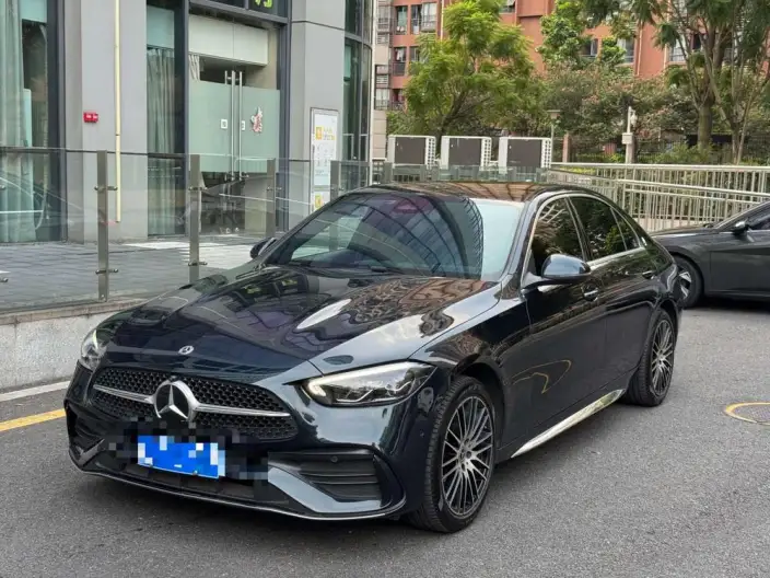 Mercedes-Benz C-Class 2023 Model C 260 L Sports Edition – фото 1