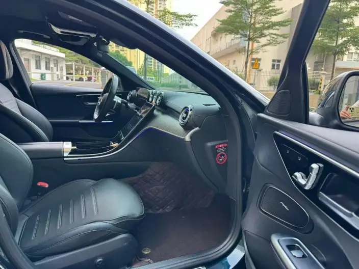 Mercedes-Benz C-Class 2023 Model C 260 L Sports Edition – фото 6