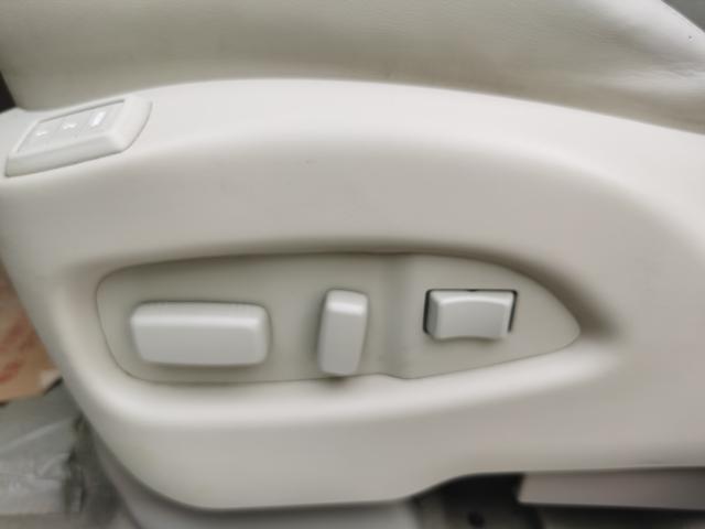 Cadillac SRX 2011 модификация 3.0L Luxury – фото 8