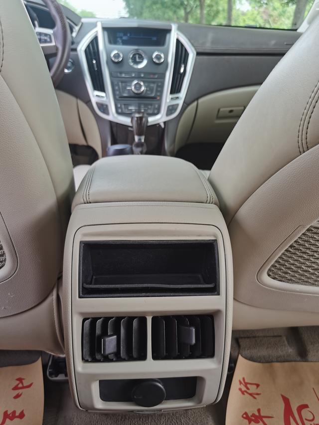 Cadillac SRX 2011 модификация 3.0L Luxury – фото 17