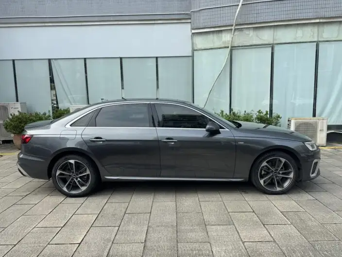 Audi A4 L 2023 Model 40 TFSI Fashion Dynamic Model – фото 7