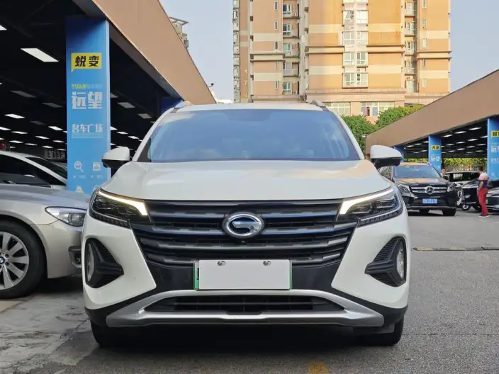 GAC Trumpchi GS4 PHEV 2020 Model 1.5T Exclusive Edition – фото 2