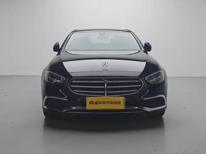 Mercedes-Benz E-Class PHEV 2022 Model E 350 e L sedan – фото 2