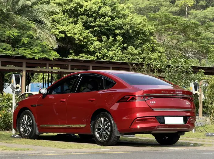BYD Qin PLUS DM 2021 Model DM-i 120KM Flagship Model – фото 4