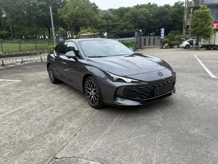 MG7 2026 Model 1.5T 300 DCT Youya Edition – фото 3