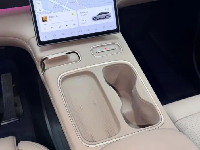 NIO ES6 2024 Model 75kWh – фото 8