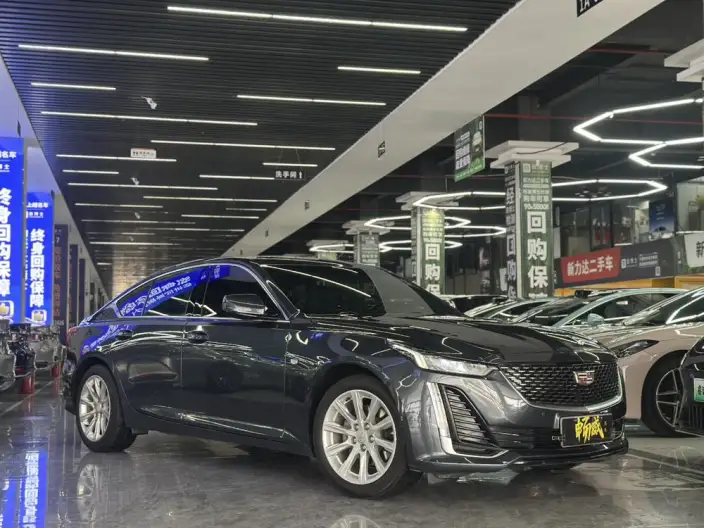 Cadillac CT5 2022 Model 28T Fashion Model – фото 3