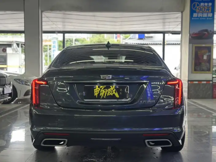 Cadillac CT5 2022 Model 28T Fashion Model – фото 5