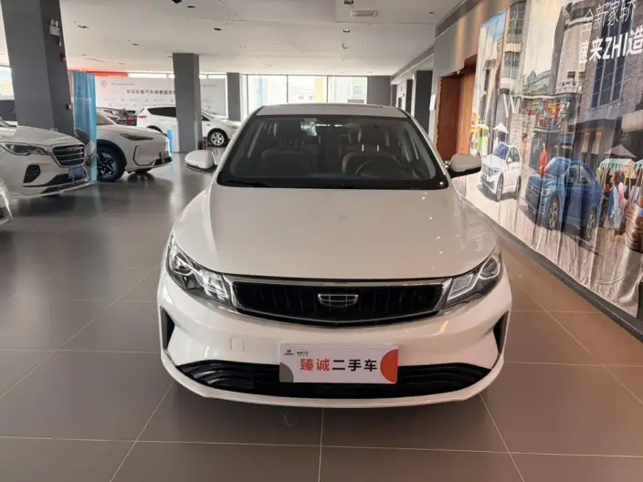 Geely Emgrand GL 2020 Model 1.4T CVT Luxury Model – фото 2