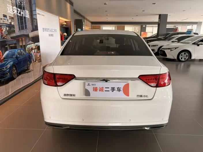 Geely Emgrand GL 2020 Model 1.4T CVT Luxury Model – фото 5