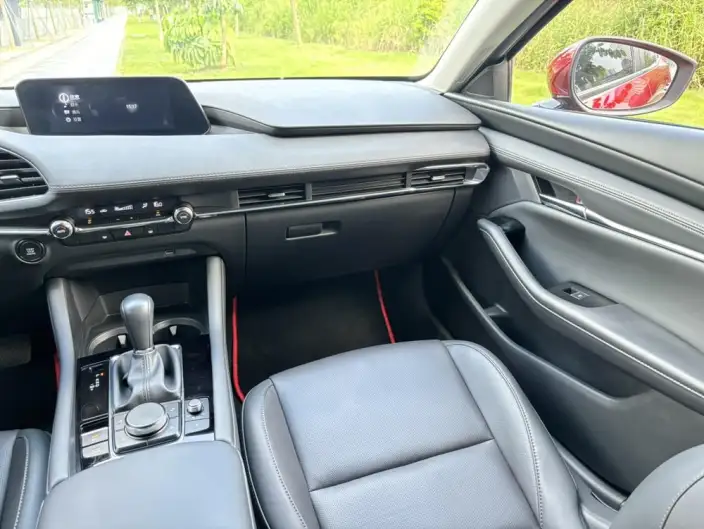 Mazda3 Axela 2022 Model 2.0L Automatic Zhi Ya Edition – фото 8