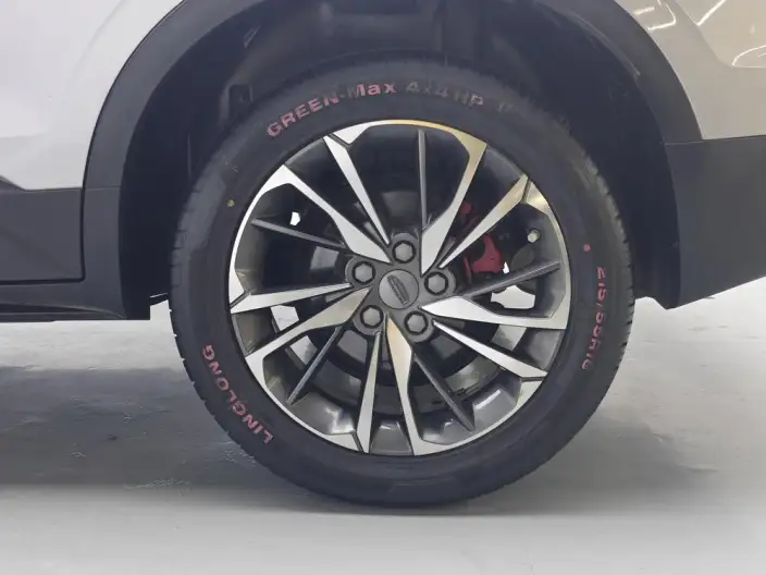 Geely Binyue 2020 Model PRO 260T DCT Knight – фото 9