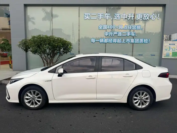 Toyota Corolla 2021 Model Hybrid 1.8L E-CVT Elite Edition – фото 3