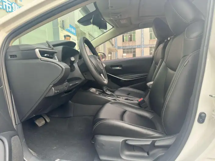 Toyota Corolla 2021 Model Hybrid 1.8L E-CVT Elite Edition – фото 9