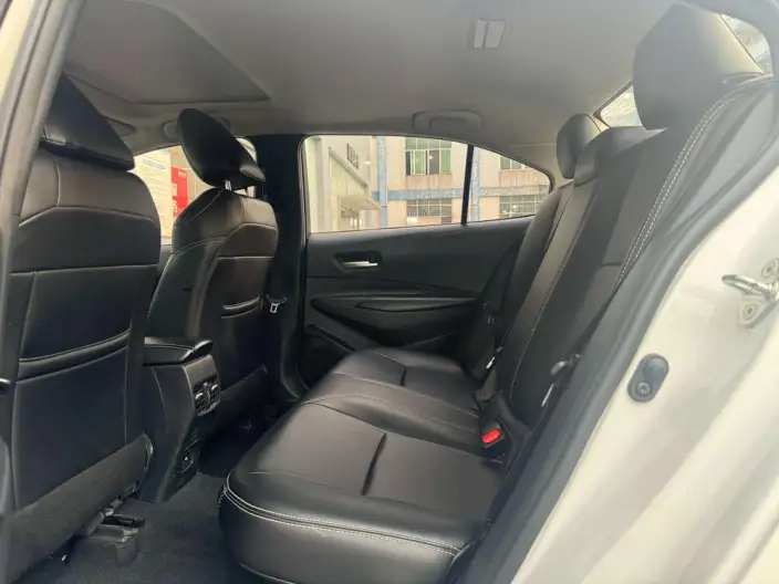 Toyota Corolla 2021 Model Hybrid 1.8L E-CVT Elite Edition – фото 10