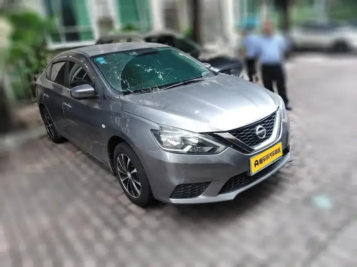 Nissan Sylphy 2021 Model Classic 1.6 XE CVT Comfort Edition – фото 3