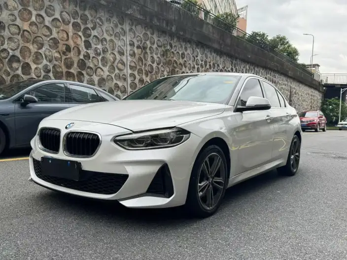 BMW 1 Series 2023 Model 120i M Sports Edition – фото 1