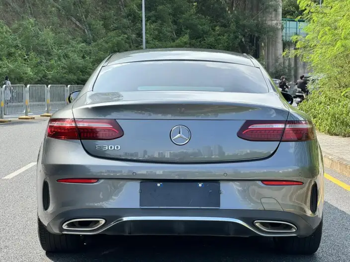 Mercedes-Benz E-Class Imported 2023 Model E 300 Coupe – фото 5