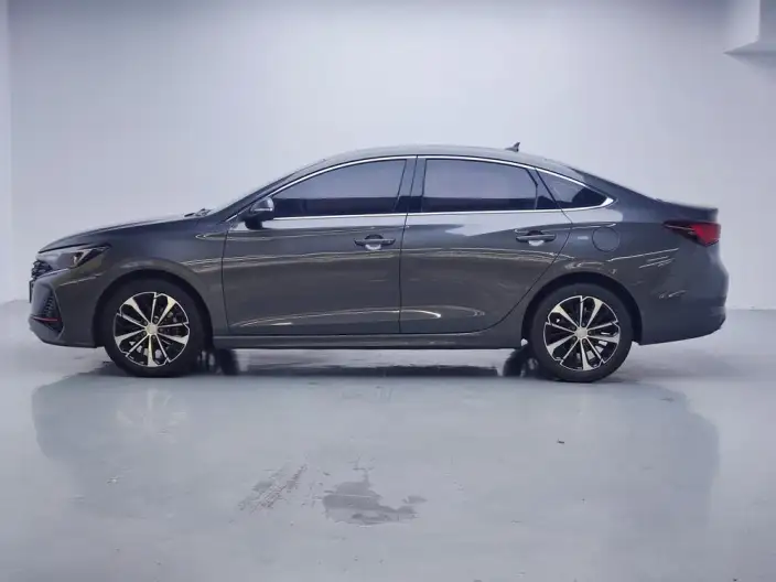 Changan Eado 2022 Model PLUS Blue whale NE 1.4T GDI DCT Flagship Model – фото 4