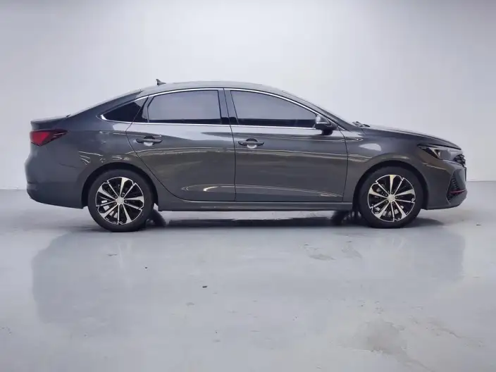 Changan Eado 2022 Model PLUS Blue whale NE 1.4T GDI DCT Flagship Model – фото 8