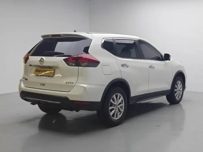 Nissan X-Trail 2022 Model 2.0L 2WD Smart Connect Premium – фото 7