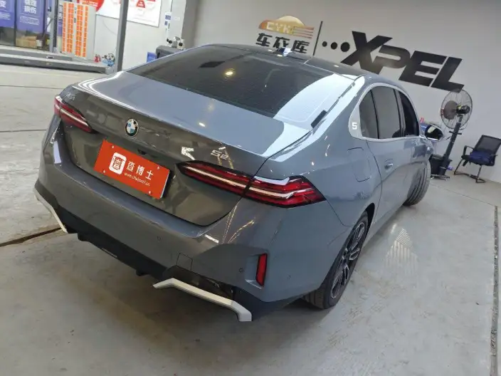 BMW 5 Series 2024 Model 525Li M Sports Set – фото 4