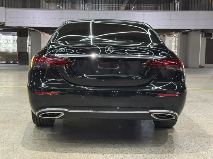 Mercedes-Benz E-Class 2022 Model E 300 L Luxury Model sedan – фото 5