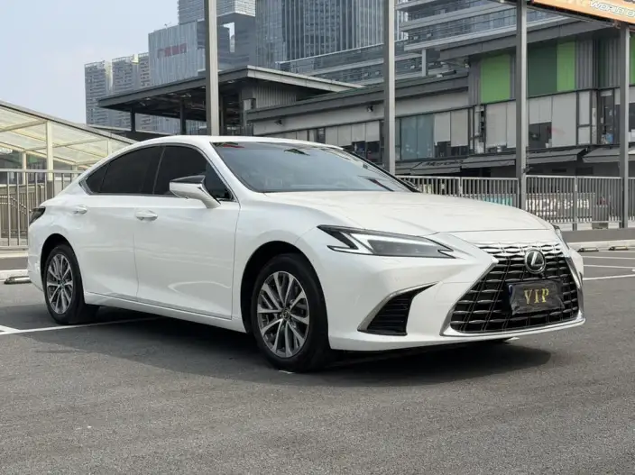 Lexus ES 2025 Model 200 Premium – фото 3