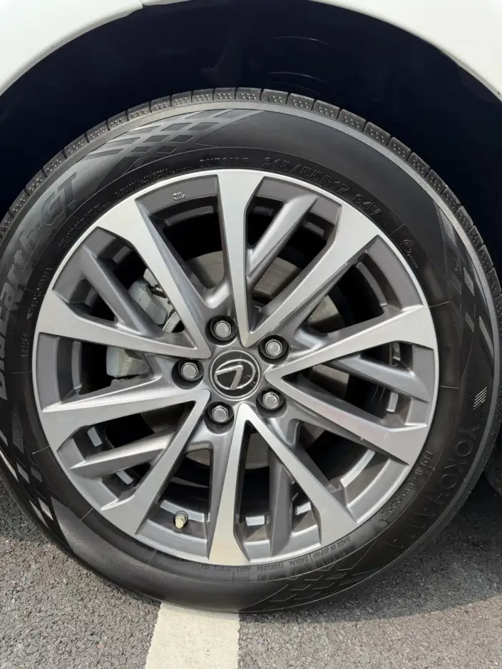 Lexus ES 2025 Model 200 Premium – фото 10
