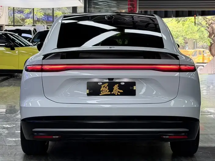 NIO EC6 2024 Model 75kWh – фото 5