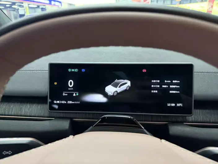 NIO EC6 2024 Model 75kWh – фото 10
