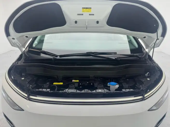 XPeng X9 2025 Model EV 740 Ultra-long Endurance Max – фото 10