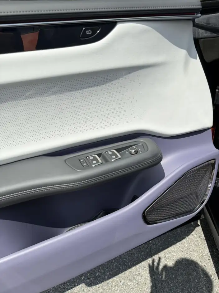 HiPhi X 2021 Model Ultimate Edition 6 seat – фото 8