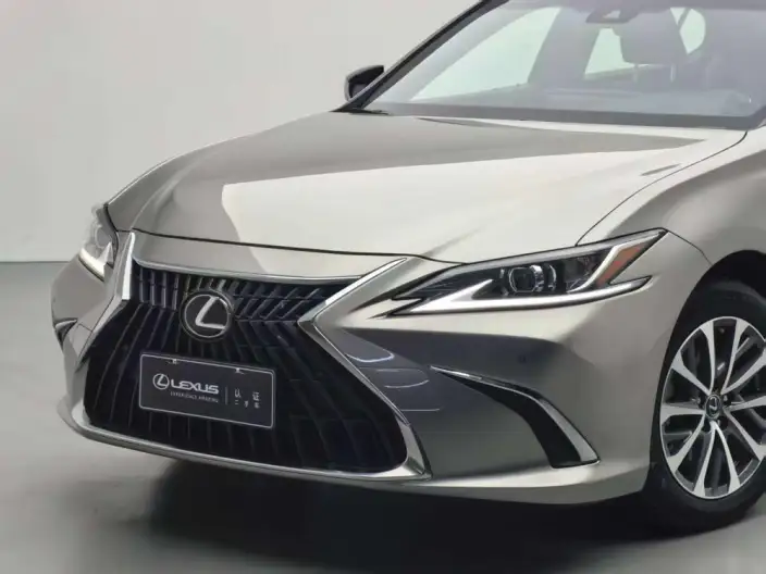 Lexus ES 2021 Model 200 Superior Edition – фото 7