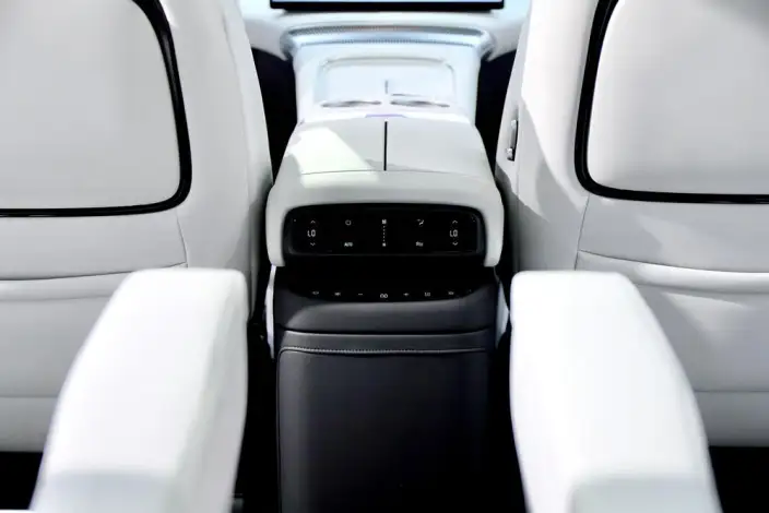 XPeng X9 2025 Model EV 740 Ultra-long Endurance Max – фото 7