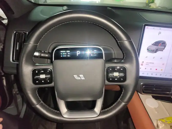 Li Auto L8 2023 Model Pro Edition – фото 7