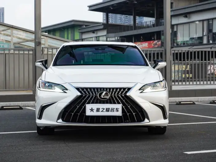 Lexus ES 2024 Model 200 Premium – фото 2