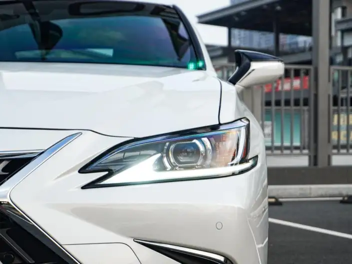 Lexus ES 2024 Model 200 Premium – фото 6