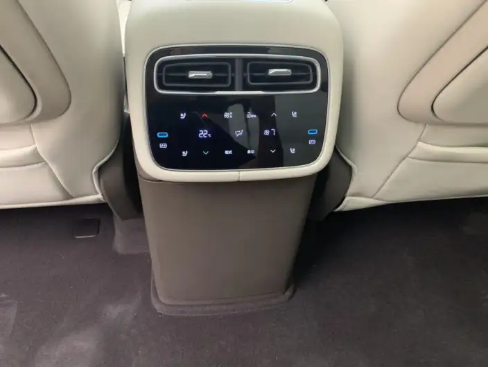 Denza N8L DM 2025 Model Flagship Model – фото 7